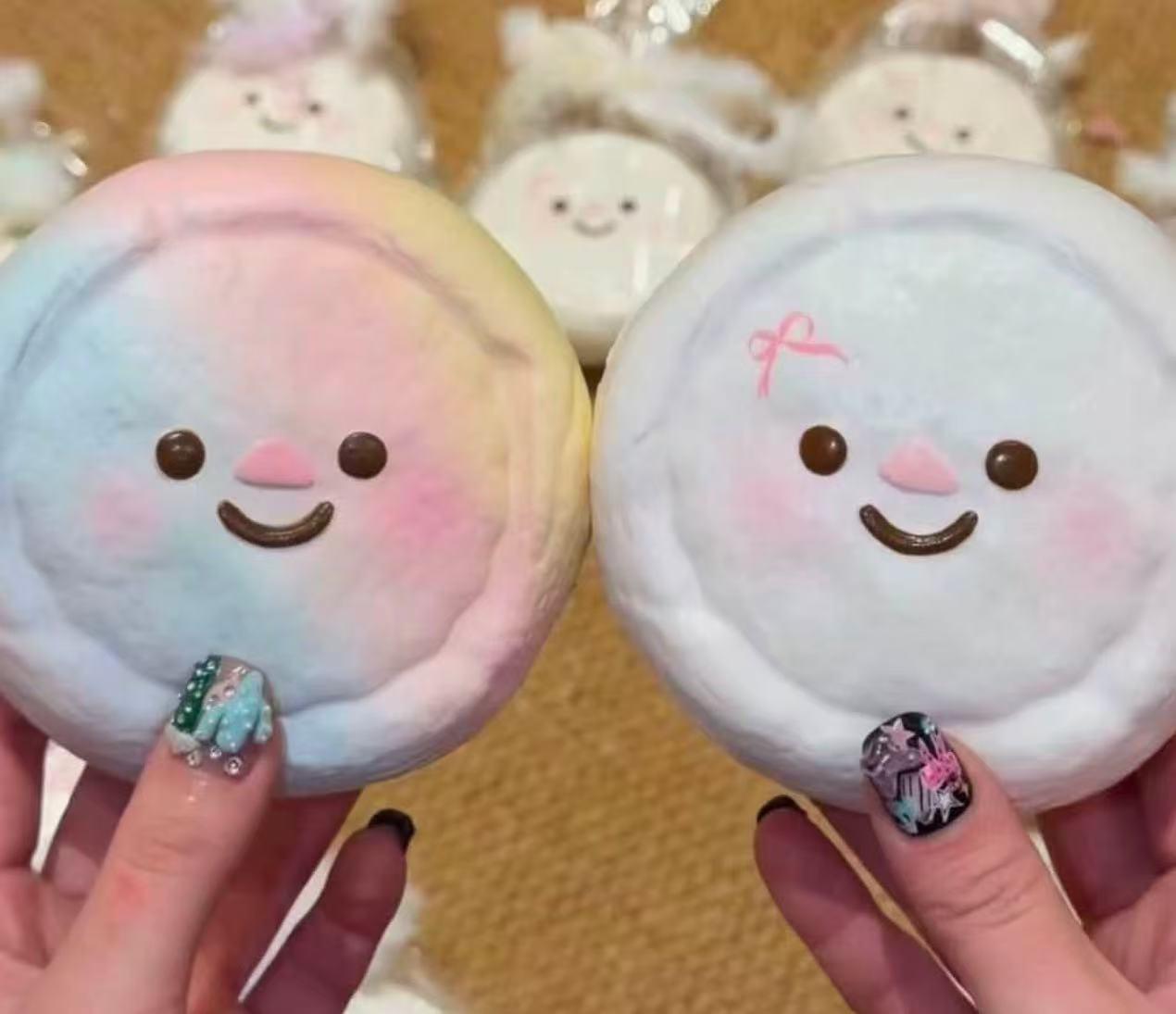 Lisa Snowman Cookie Squishy
